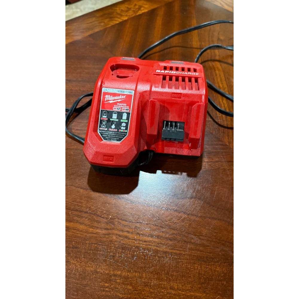 Milwaukee M12 and M18 12-Volt/18-Volt Lithium-Ion Multi-Voltage Rapid Battery Ch
